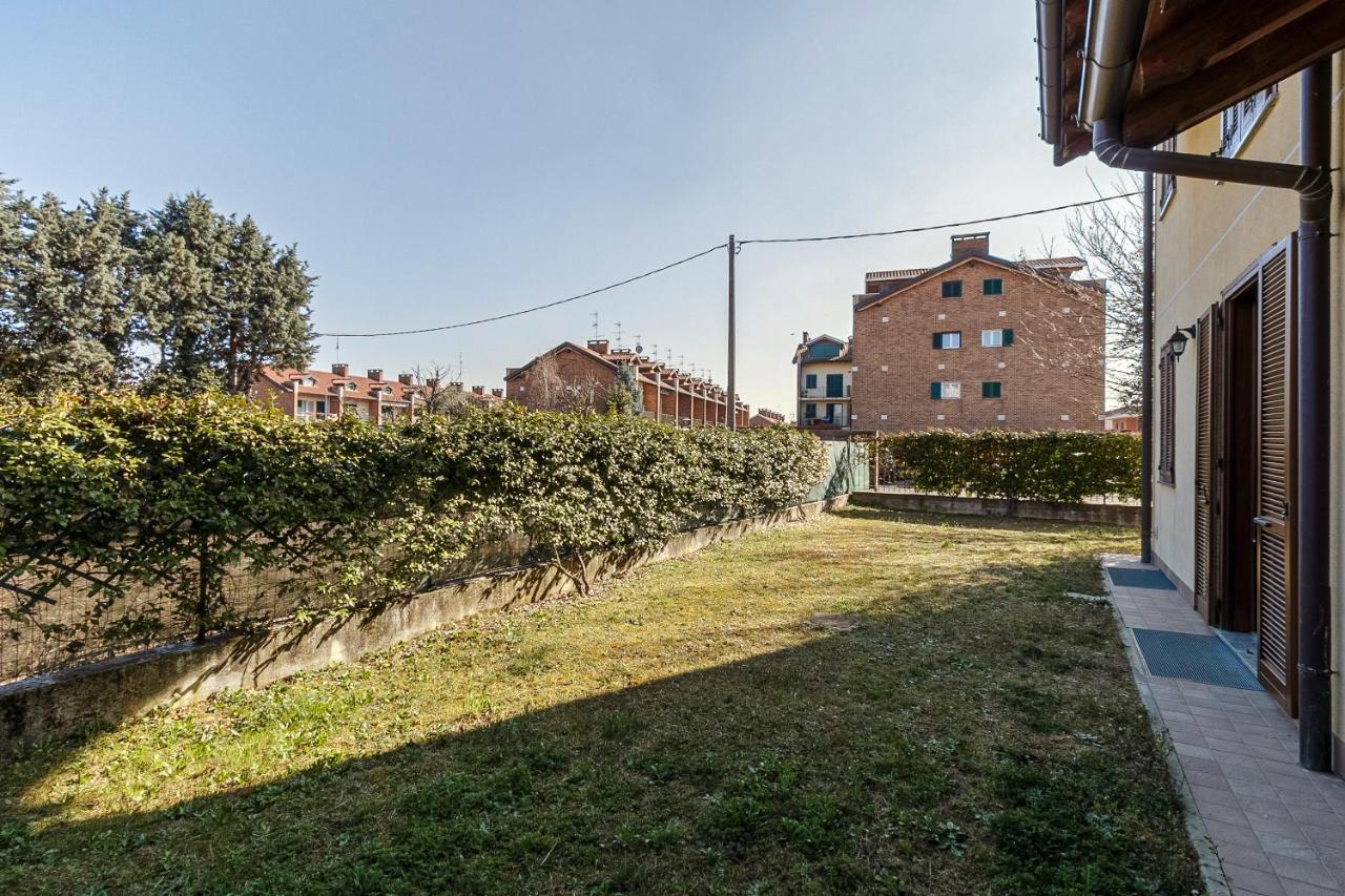 Le Quattro Stelle Villa Cardano Al Campo Eksteriør bilde